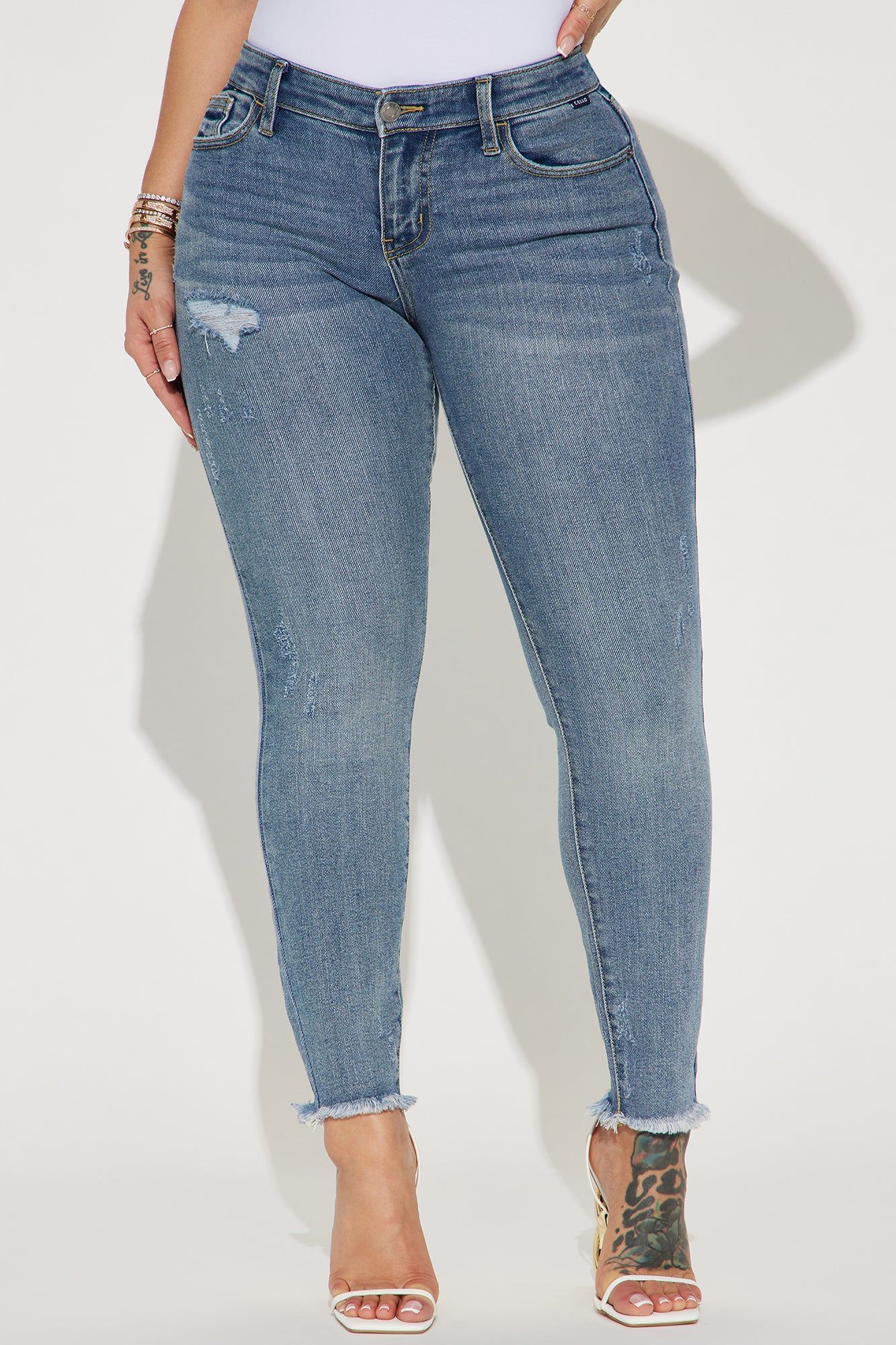 Broken Record Cropped Stretch Skinny Jeans - Medium Wash sold by Fashion Nova product image thumbnail 2