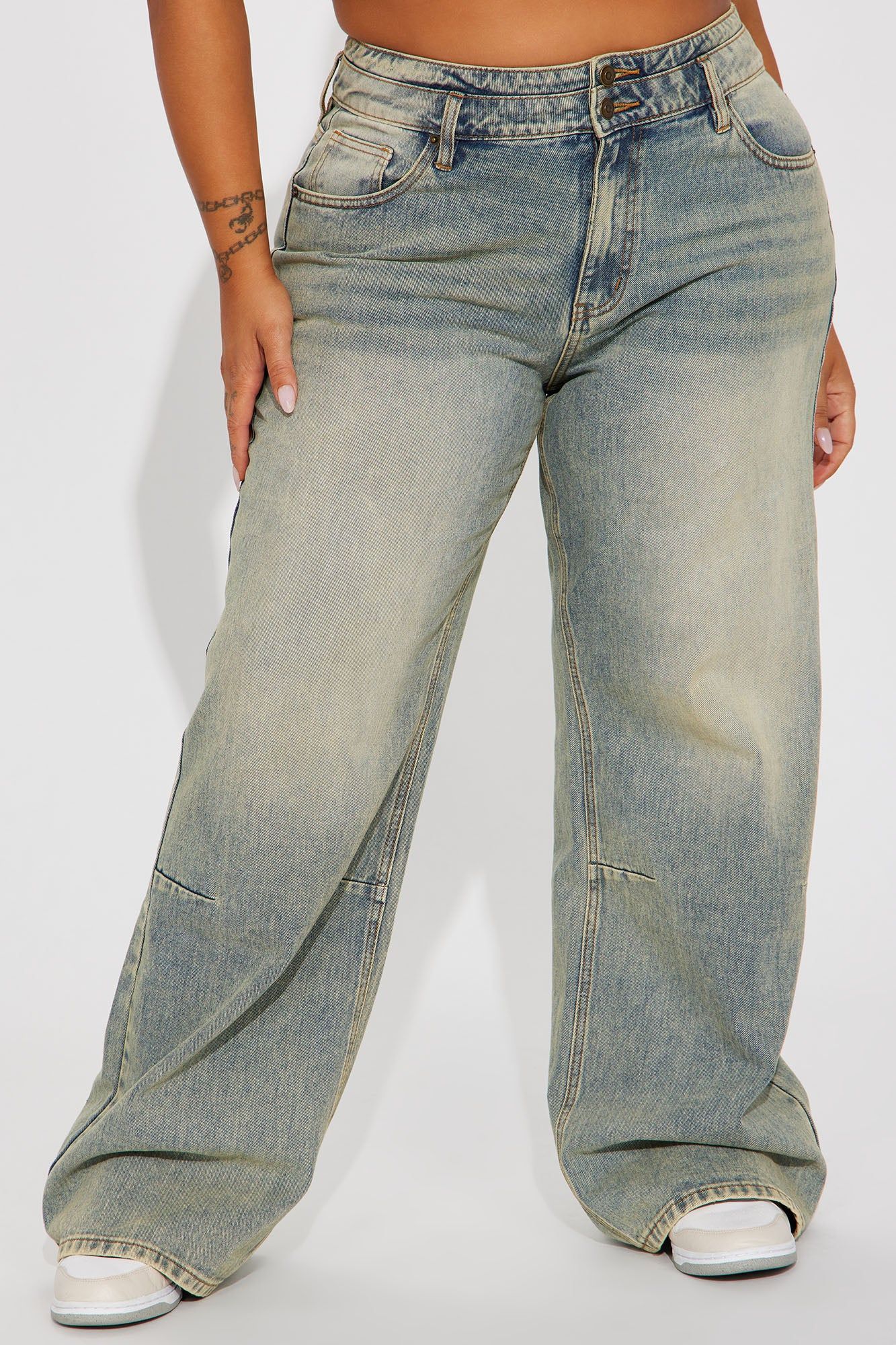 Artesia Tinted Baggy Non Stretch Jeans - Light Wash sold by Fashion Nova product image thumbnail 6