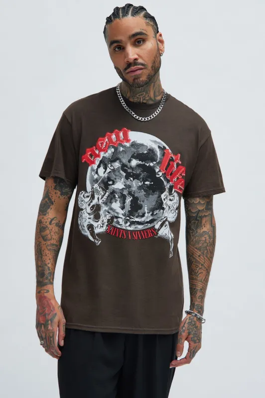 Big Hill Peaks Short Sleeve Tee - Chocolate sold by Fashion Nova