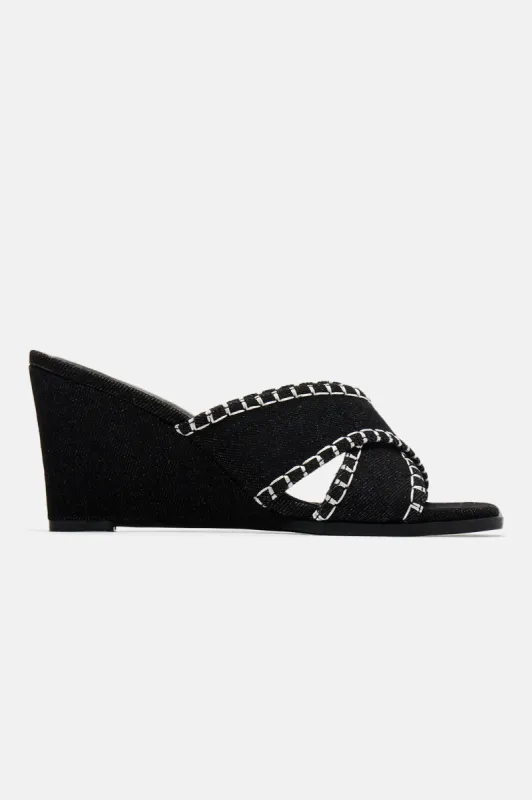 Heads Up Wedges - Black sold by Fashion Nova