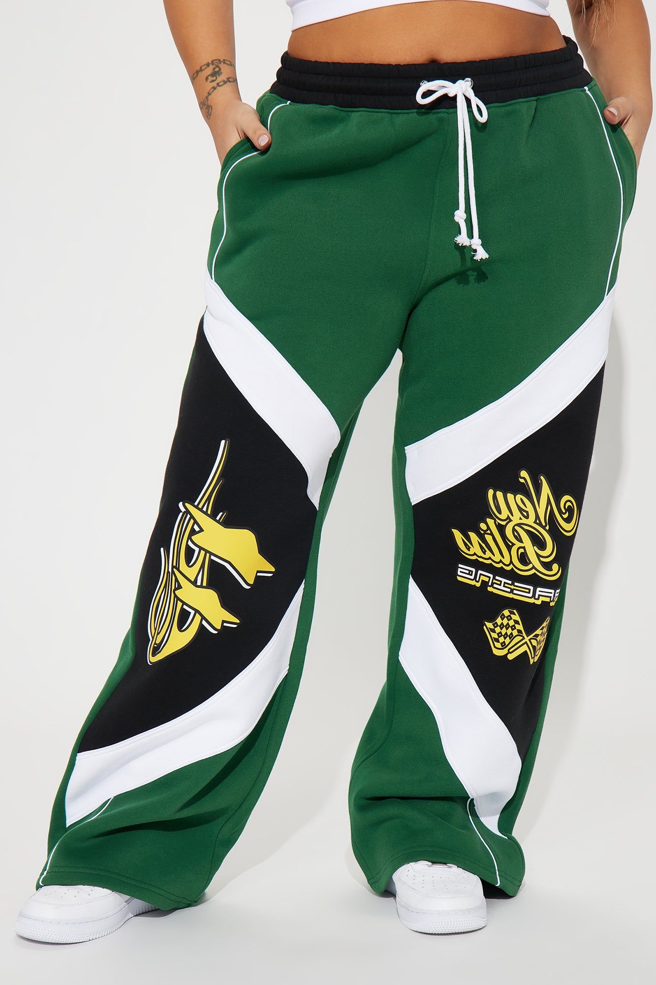 New Bliss Wide Leg Pant - Green/combo sold by Fashion Nova