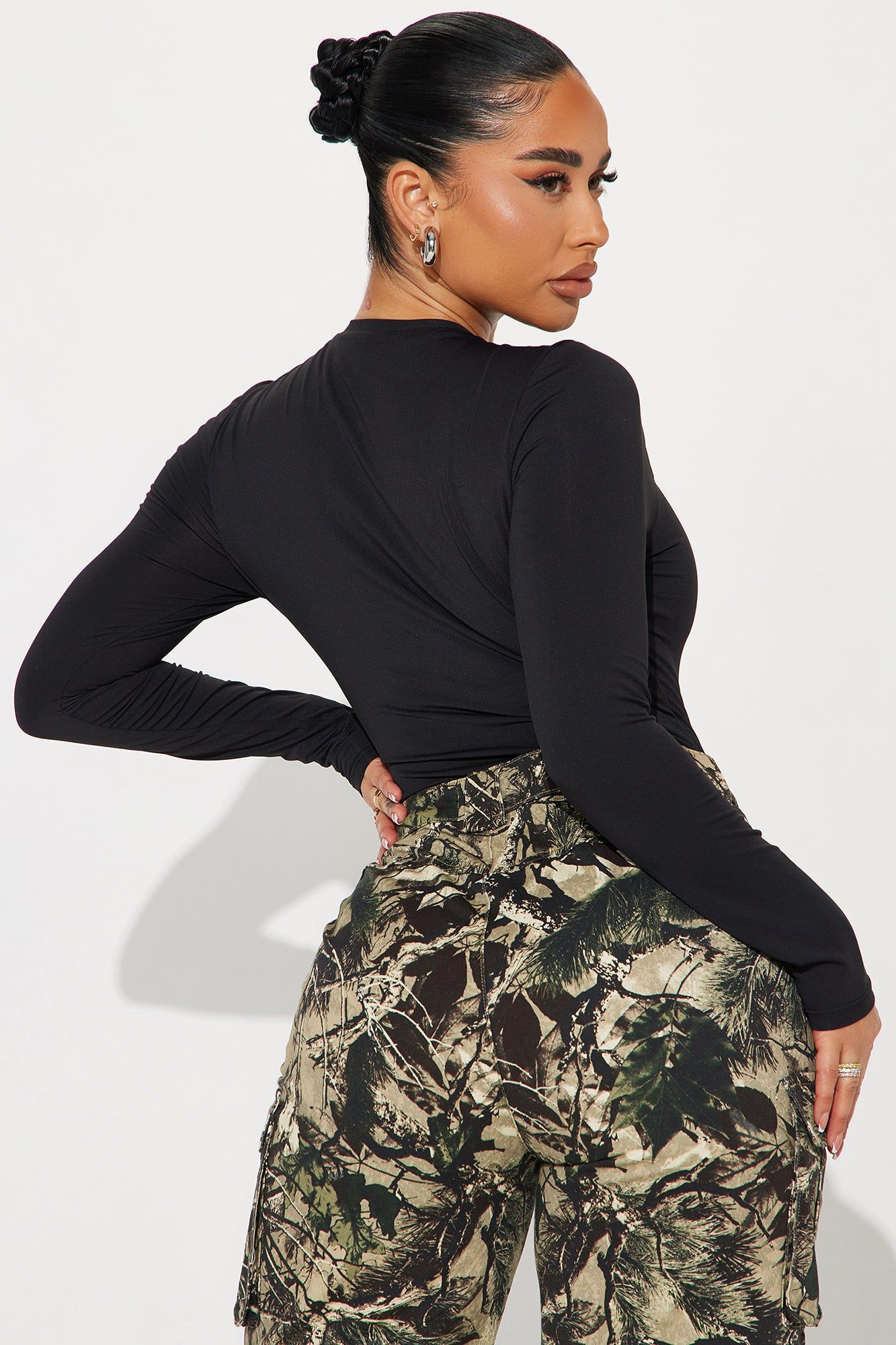 Isabella Bodysuit - Black sold by Fashion Nova product image thumbnail 4