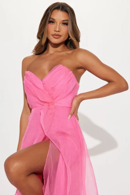 Evelyn Taffeta Gown - Hot Pink sold by Fashion Nova