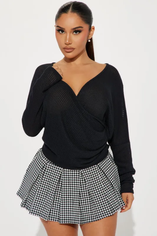 Elianna Wrap Top - Black sold by Fashion Nova