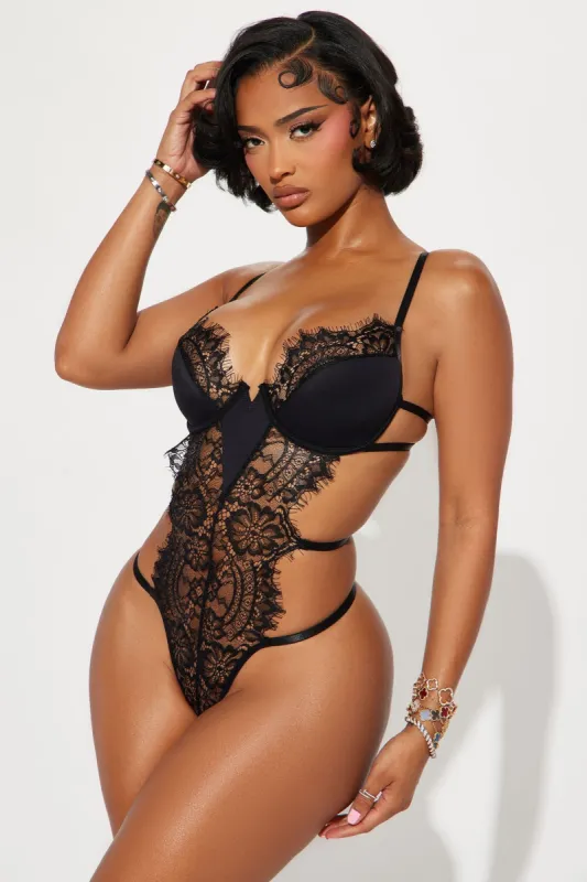 Point Of View Lace Teddy - Black sold by Fashion Nova