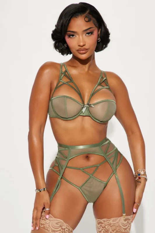 Sneak Around Strappy 3 Piece Garter Set - Sage sold by Fashion Nova