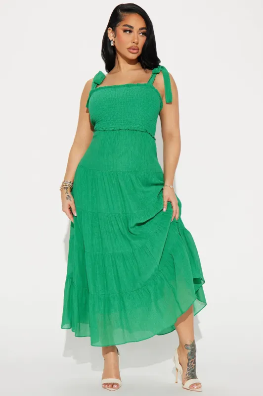 Jordan Smocked Maxi Dress - Kelly Green sold by Fashion Nova