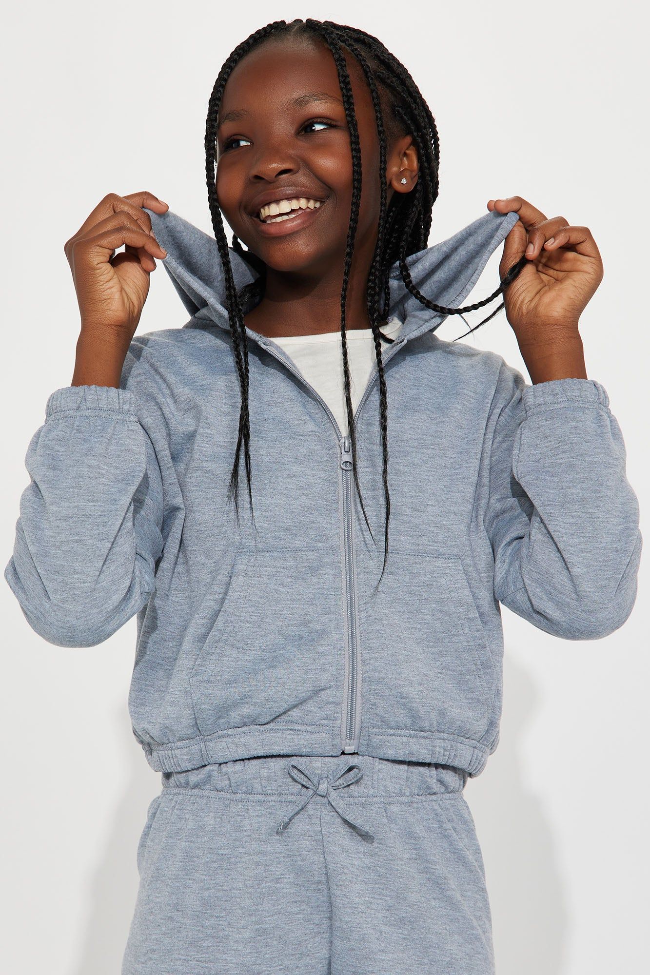 Mini Baby Girl Fleece Jogger Set - Heather Grey sold by Fashion Nova product image thumbnail 2