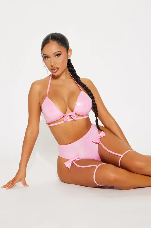 Festival Cutie Holographic Dance Set - Pink sold by Fashion Nova