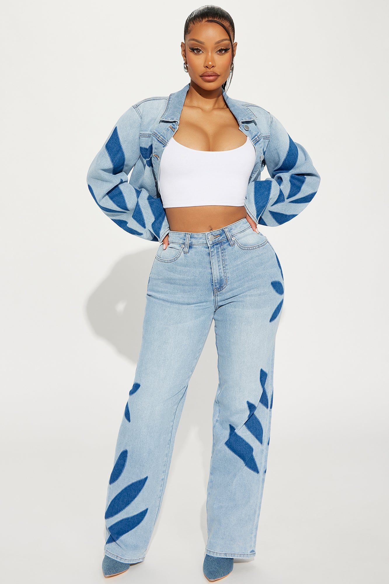 Loves Me Not Stretch Straight Leg Jeans - Light Wash sold by Fashion Nova