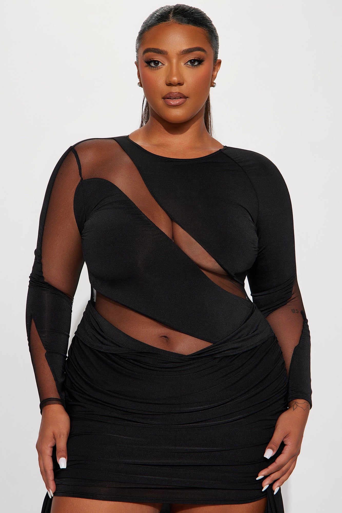 Lovely Dream Maxi Dress - Black sold by Fashion Nova product image thumbnail 6