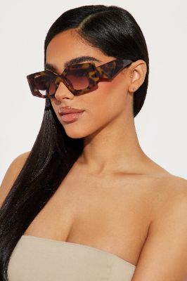 So Again Sunglasses - Tortoise sold by Fashion Nova