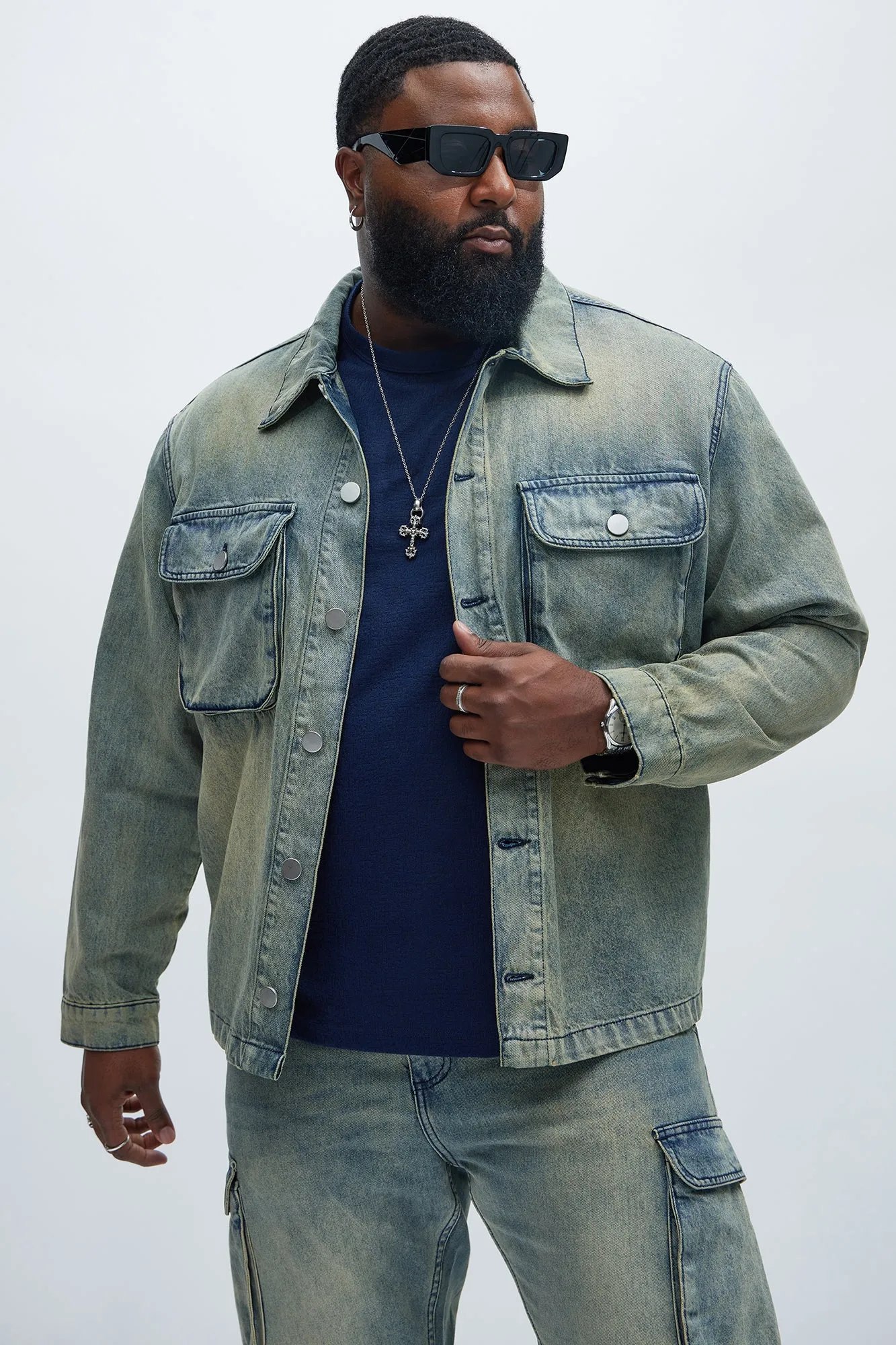 Wells Denim Jacket - Vintage Blue Wash sold by Fashion Nova product image thumbnail 4