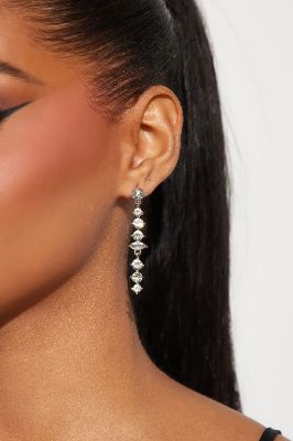 Never Too Jolly Earring Holiday Box - Silver sold by Fashion Nova