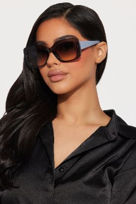 Must Be Going Now Sunglasses - Grey made by Fashion Nova