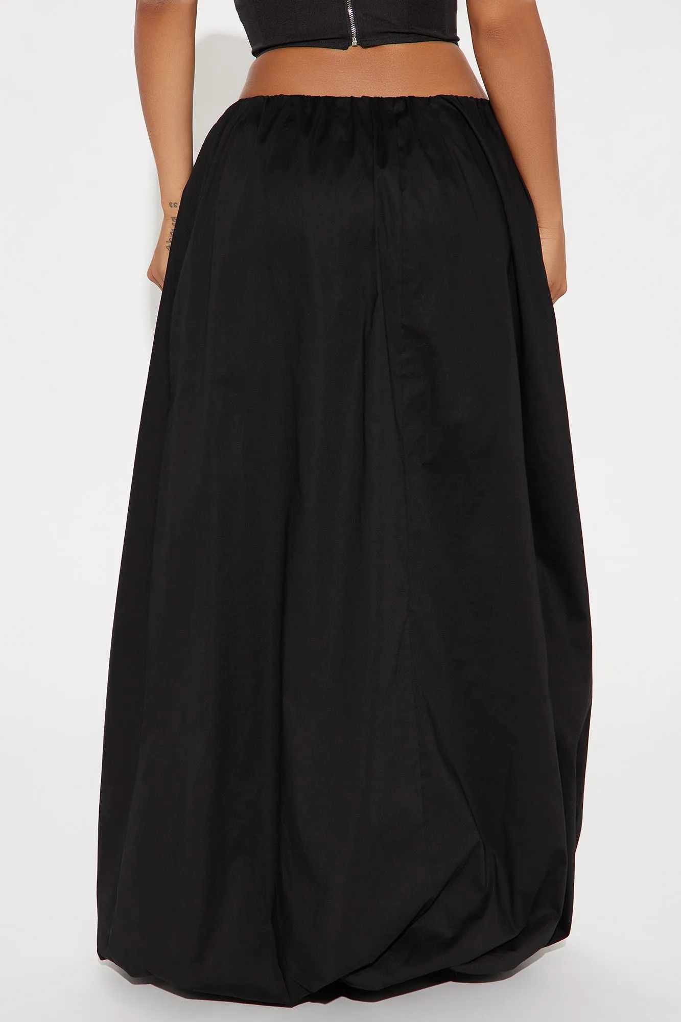 Olivia Poplin Bubble Maxi Skirt - Black sold by Fashion Nova product image thumbnail 3
