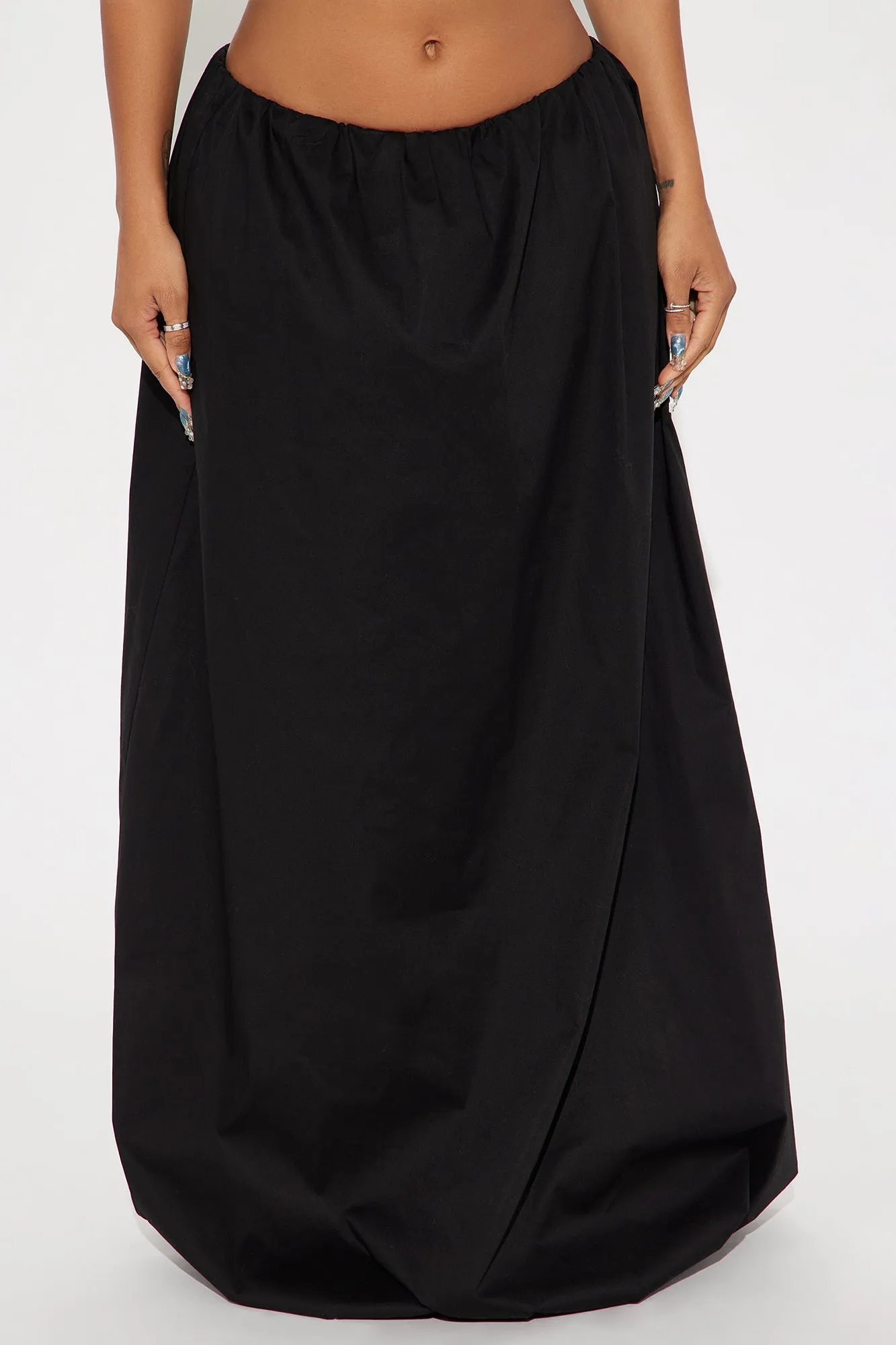 Olivia Poplin Bubble Maxi Skirt - Black sold by Fashion Nova product image thumbnail 2