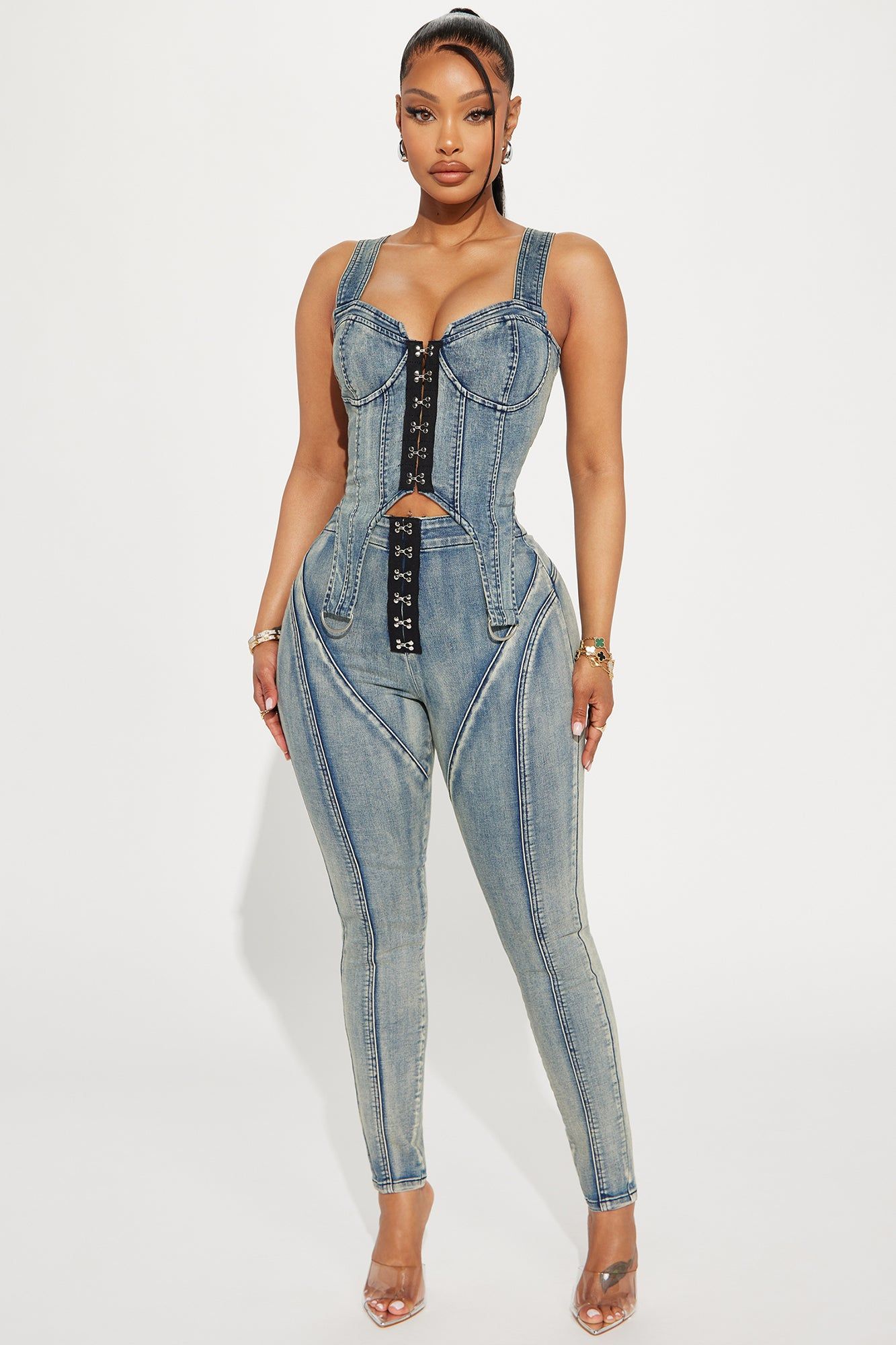 Back To You Stretch Skinny Jeans - Vintage Wash sold by Fashion Nova