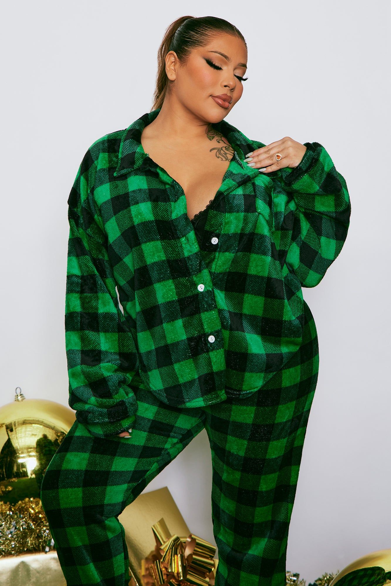 Home For Christmas Plush PJ Pant Set - Black/Green sold by Fashion Nova product image thumbnail 5
