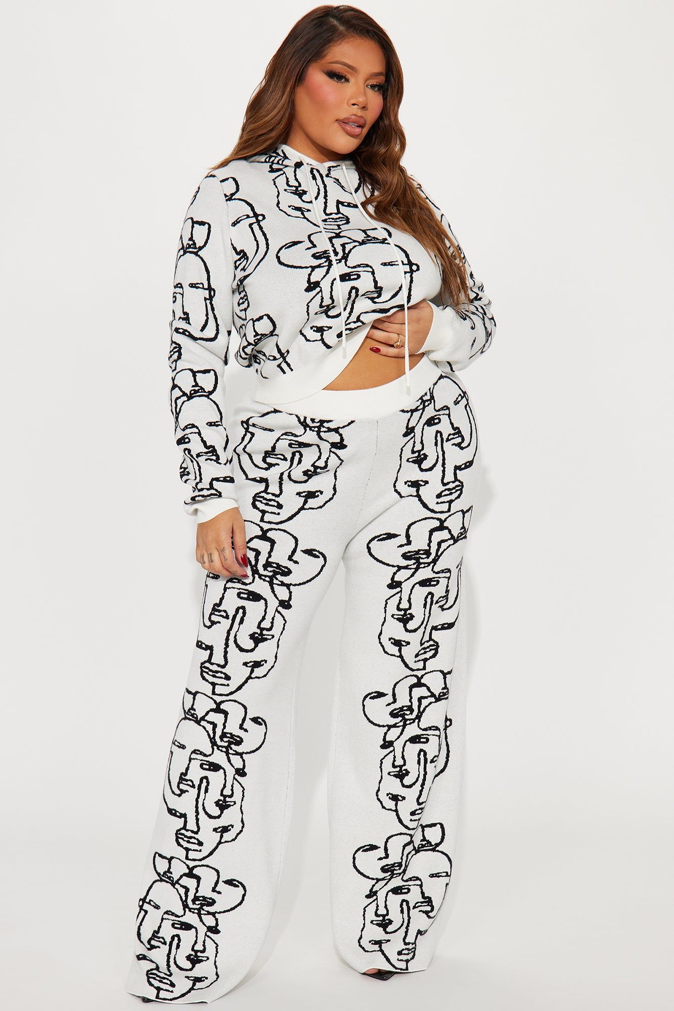 Too Many Faces Sweater Pant Set - Black/White sold by Fashion Nova product image thumbnail 4