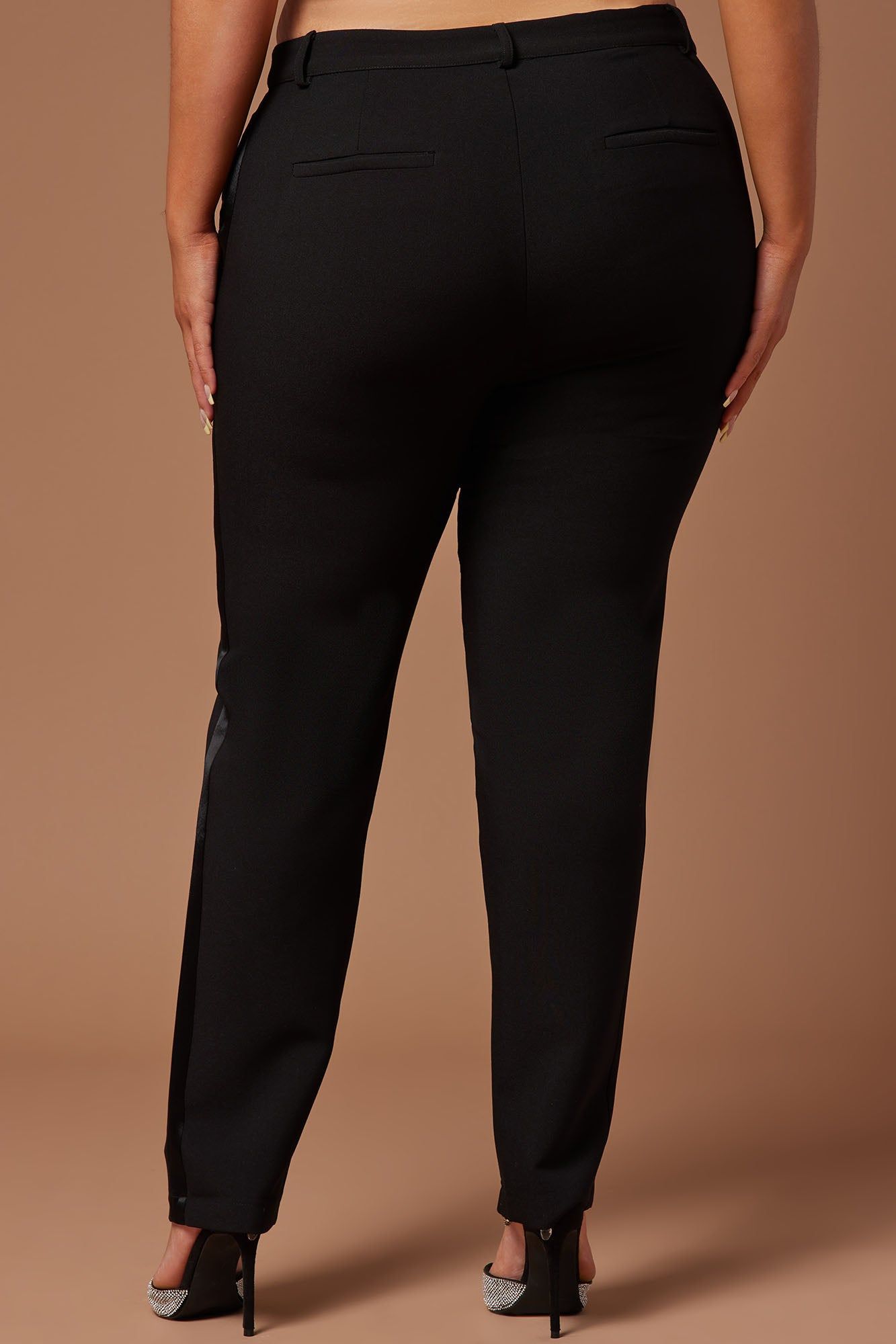 The Georgiana Pant - Black sold by Fashion Nova product image thumbnail 7