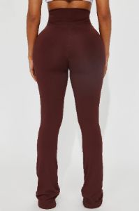 Break A Sweat Active Yoga Pant - Chocolate sold by Fashion Nova
