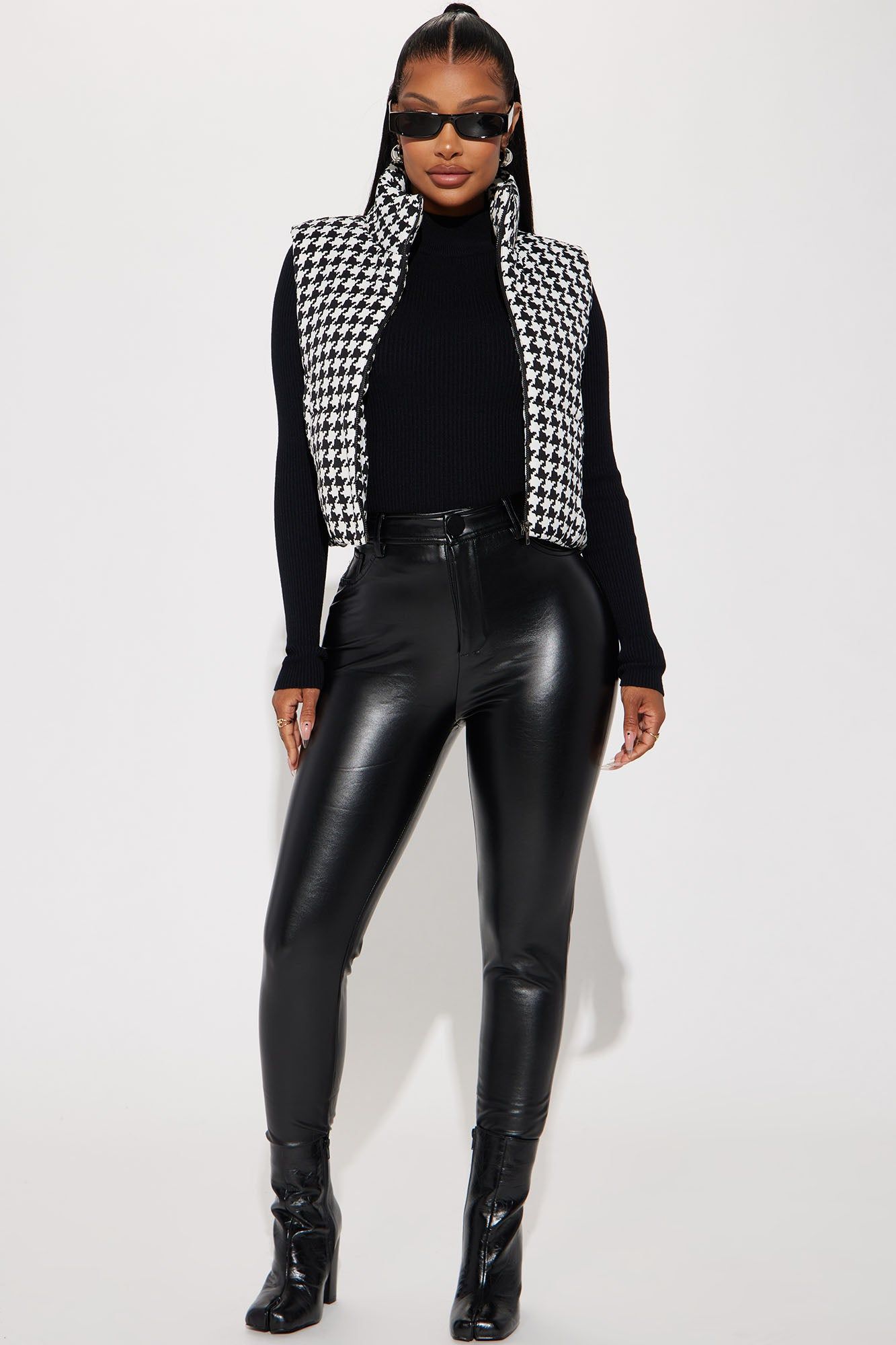 Heard About Me Puffer Vest - Black sold by Fashion Nova product image thumbnail 2