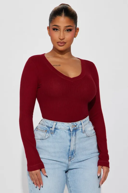 Kori Ribbed Top - Burgundy made by Fashion Nova