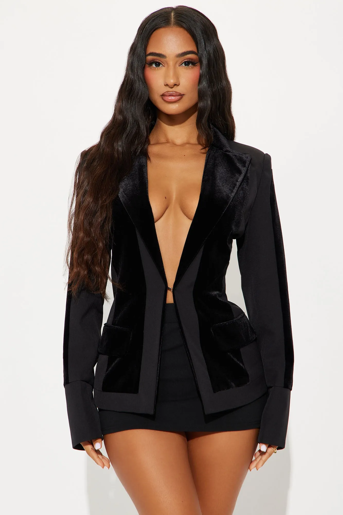 New Level Velvet Blazer - Black sold by Fashion Nova