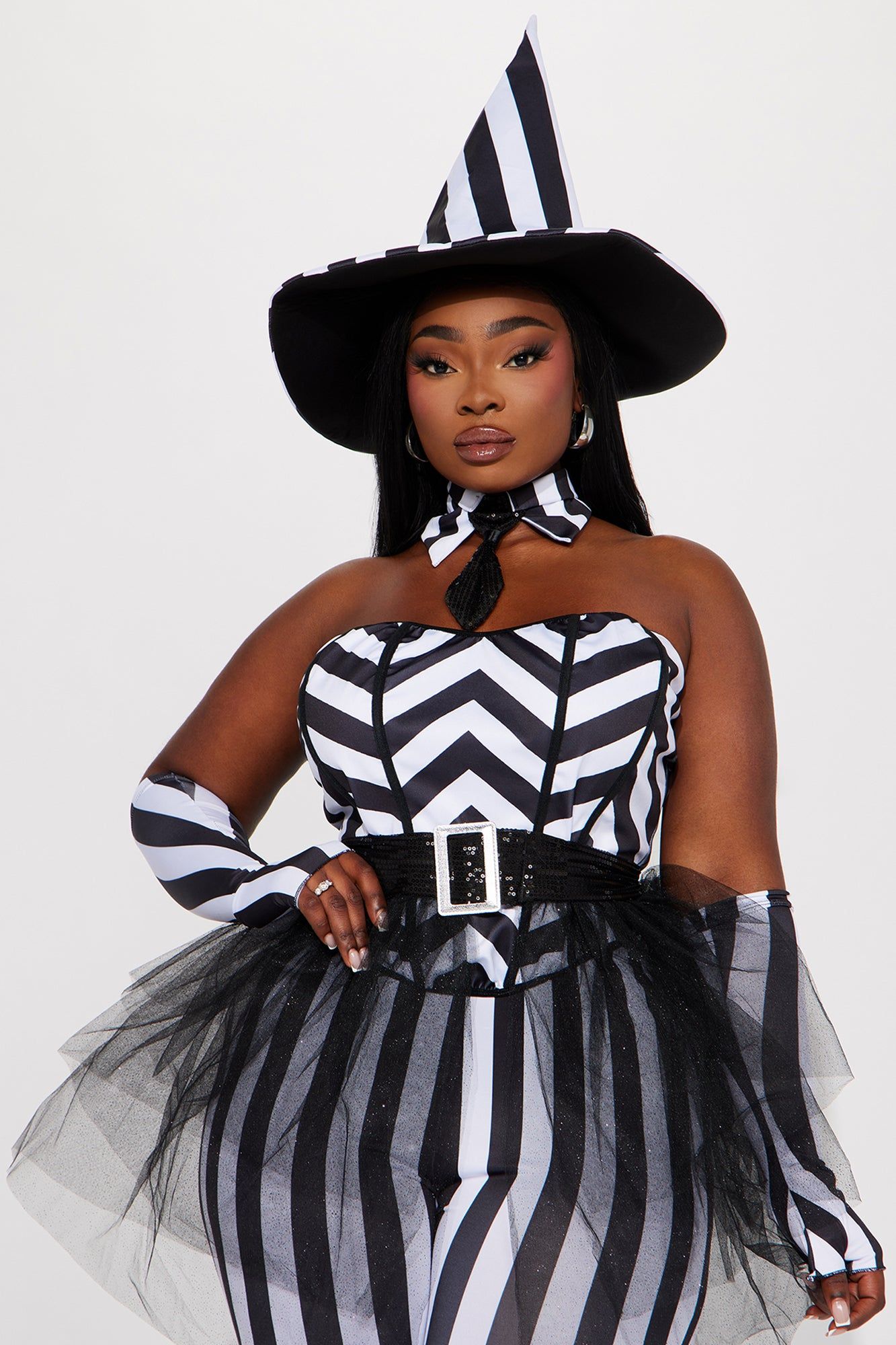 Beetle Witch 6 Piece Costume Set - Black/White sold by Fashion Nova product image thumbnail 6