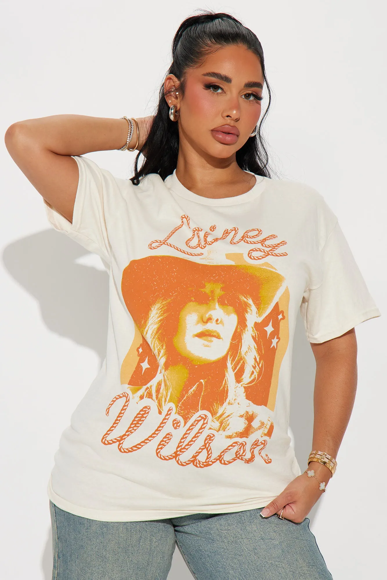 Lainey Wilson Graphic Tee - Off White sold by Fashion Nova