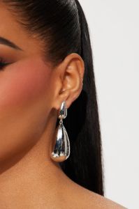 Hard To Stay Earrings - Silver sold by Fashion Nova