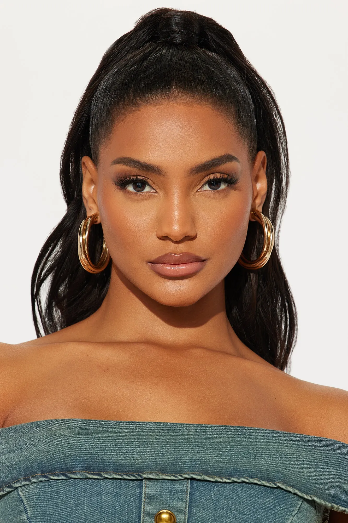 Intertwist Hoop Earrings - Gold sold by Fashion Nova product image thumbnail 2