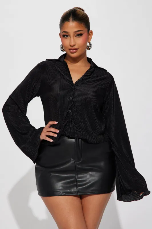 Onto Better Things Plisse Top - Black sold by Fashion Nova