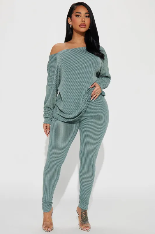 Don't Get Twisted Ribbed Legging Set - Olive sold by Fashion Nova