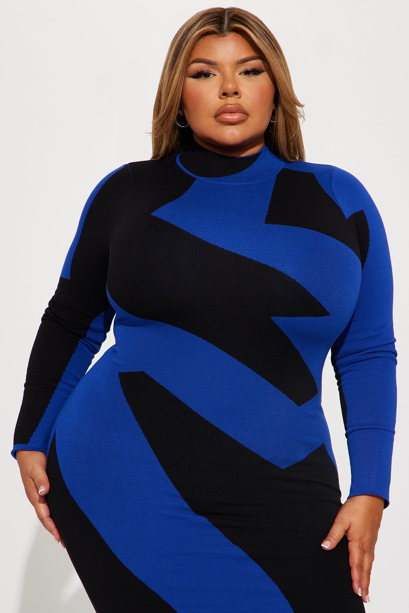 Abstract Long Sleeve Maxi Dress - Royal/combo sold by Fashion Nova product image thumbnail 5