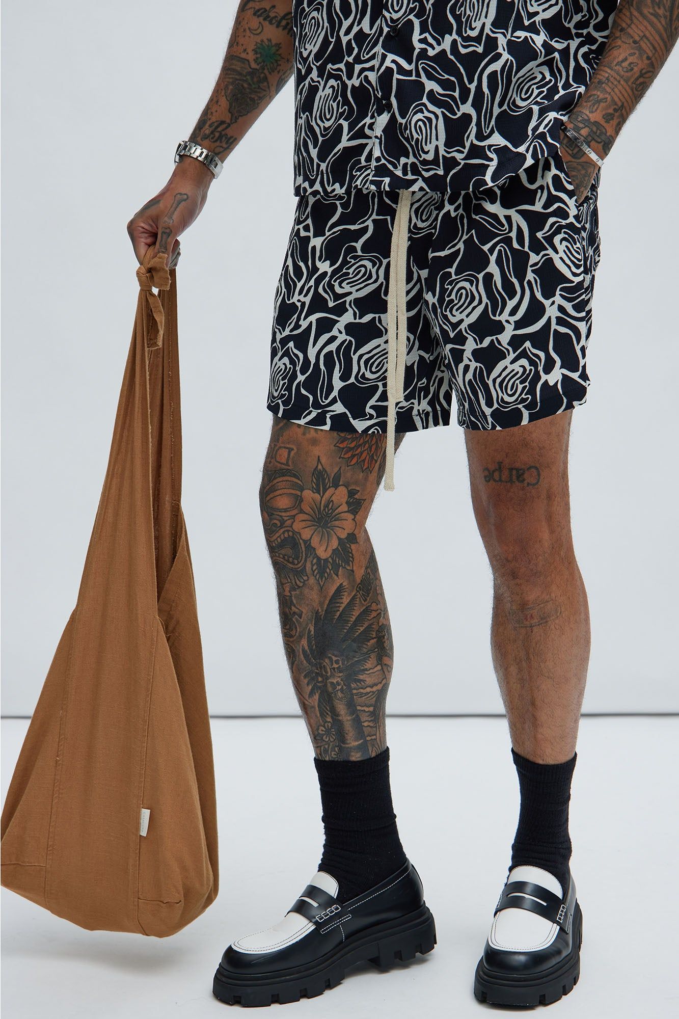 Vallarta Textured Warmup Shorts - Black/combo sold by Fashion Nova product image thumbnail 3