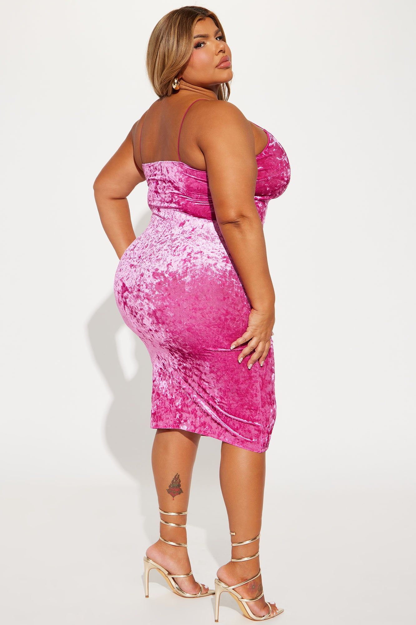 Step On The Scene Velvet Midi Dress - Pink sold by Fashion Nova product image thumbnail 6
