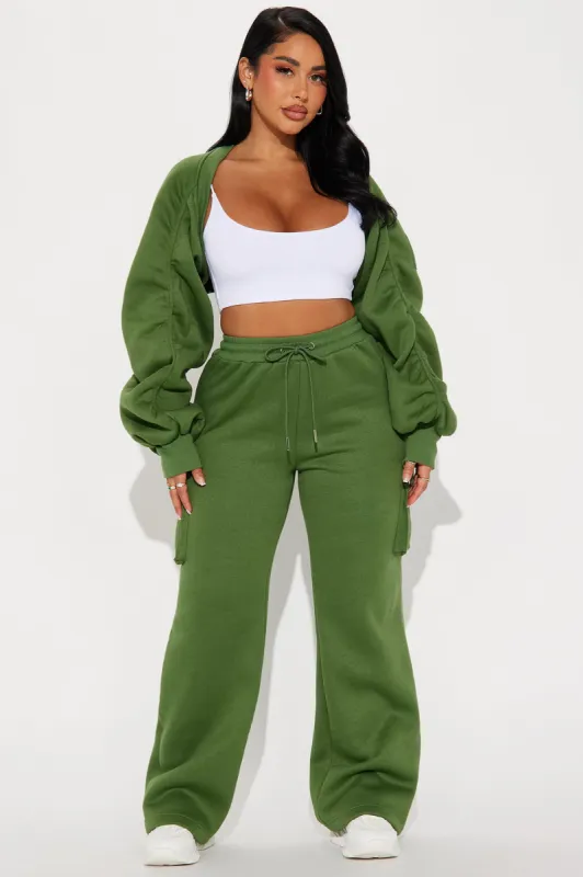 Waverley Pant Set - Green sold by Fashion Nova
