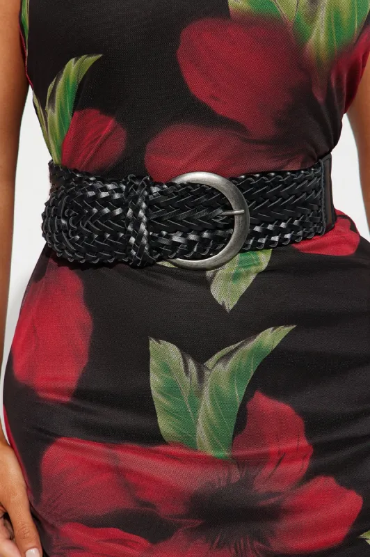 Charlotte Stretch Belt - Black sold by Fashion Nova