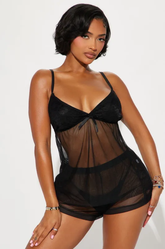 Dreaming On Clouds 2 Piece Set - Black sold by Fashion Nova