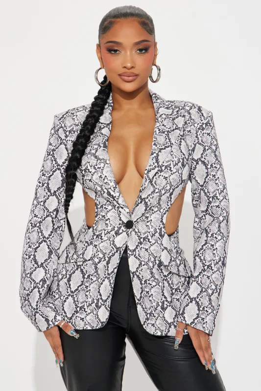 Seraphina Cutout Blazer - Black/White sold by Fashion Nova