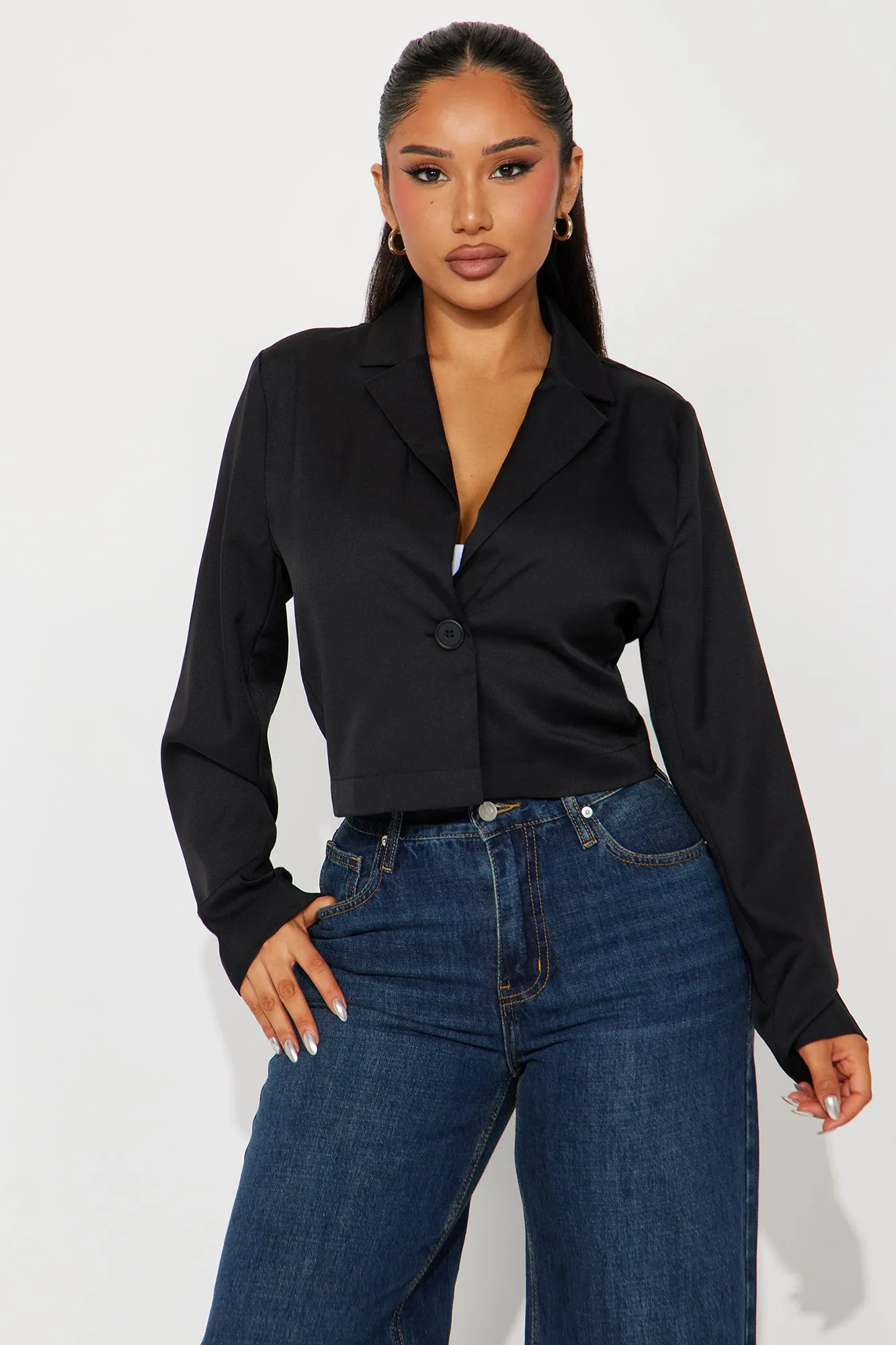 About My Business Cropped Blazer - Black sold by Fashion Nova product image thumbnail 2