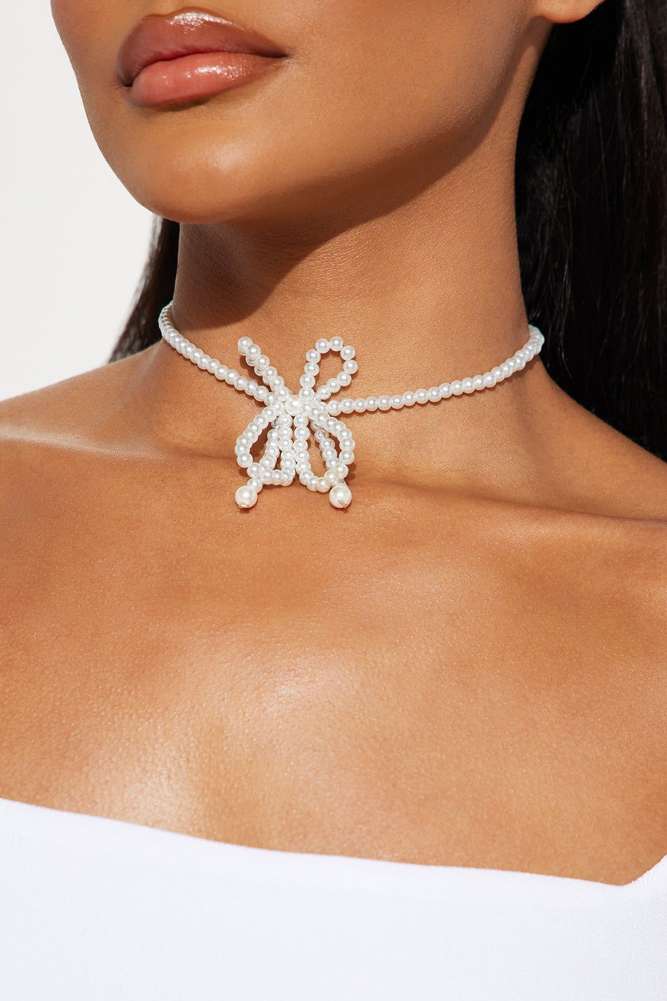Pearly Flower Choker - White sold by Fashion Nova