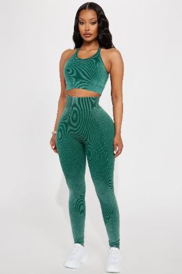 Stretch It Out Active Legging - Green sold by Fashion Nova