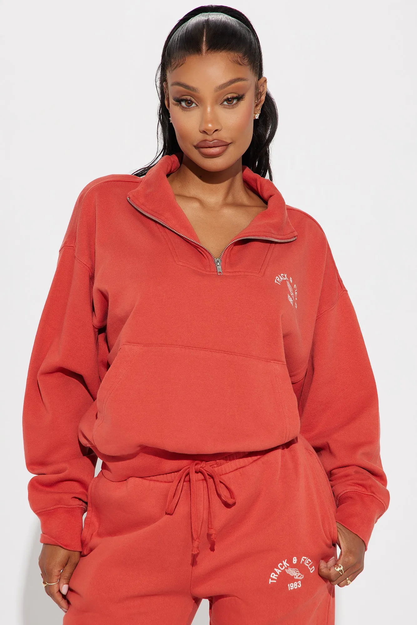 Après Ski Club Sweatshirt - Rust sold by Fashion Nova
