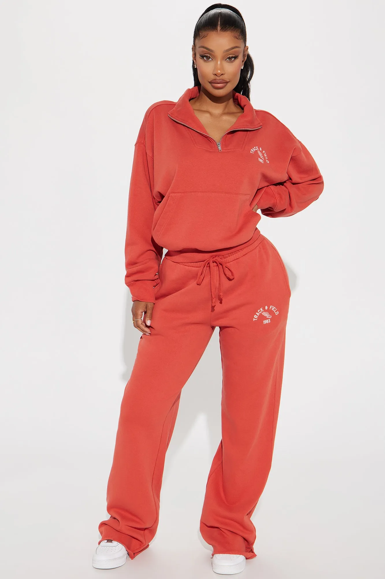 Après Ski Club Sweatshirt - Rust sold by Fashion Nova product image thumbnail 2