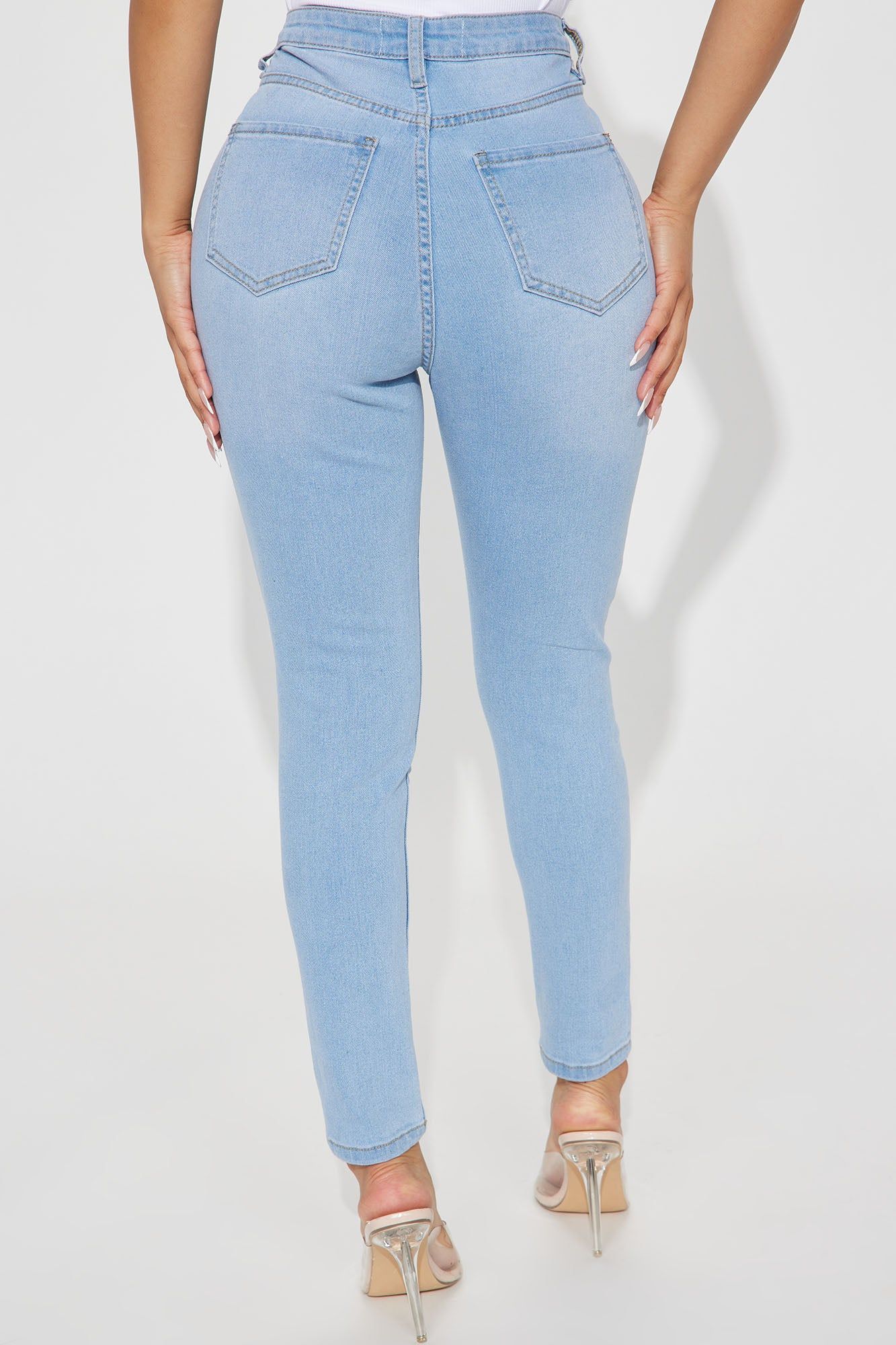 Petite Alaia High Rise Stretch Skinny Jeans - Light Wash sold by Fashion Nova product image thumbnail 3