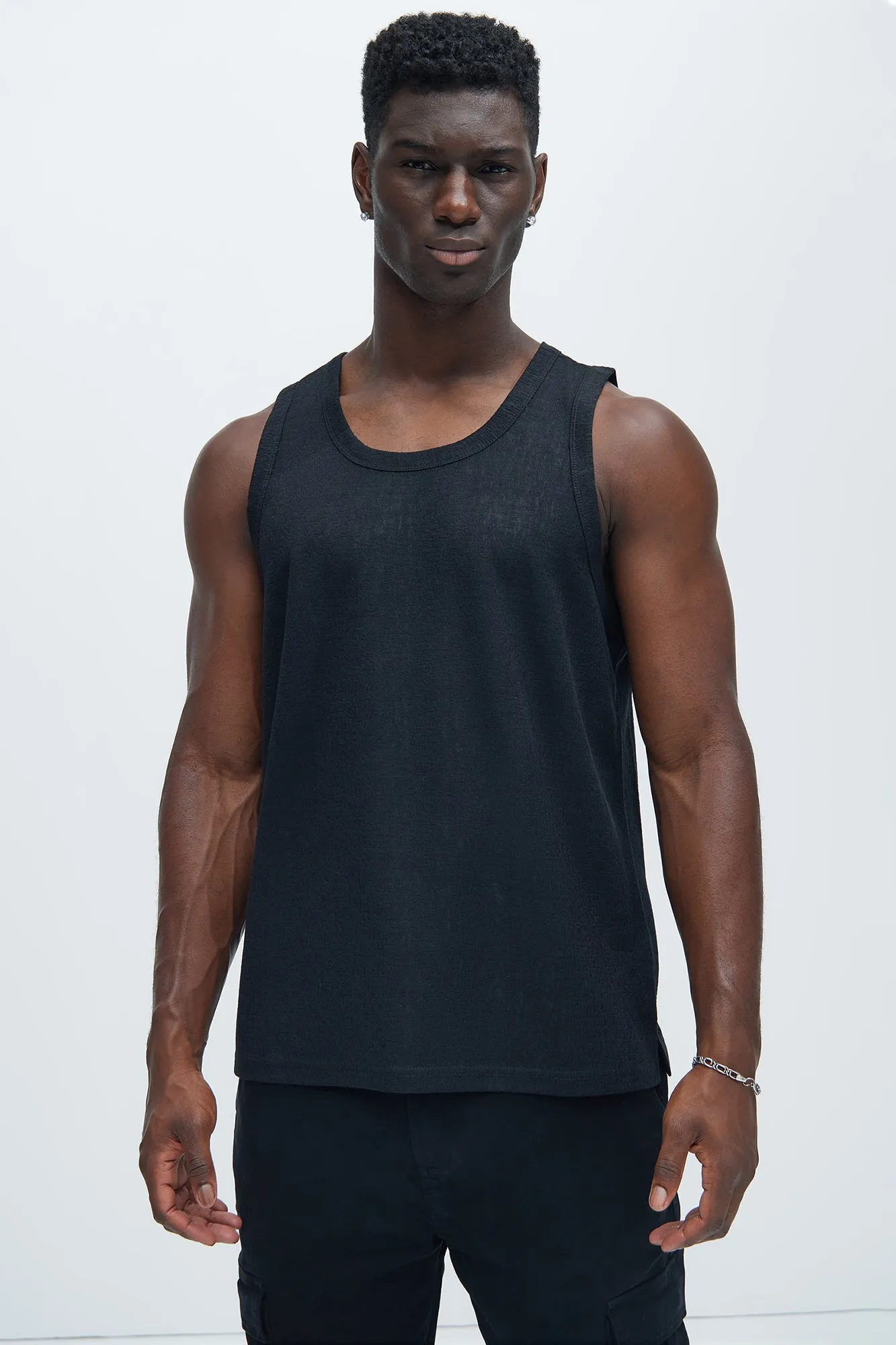 Henrik Textured Tank - Black sold by Fashion Nova