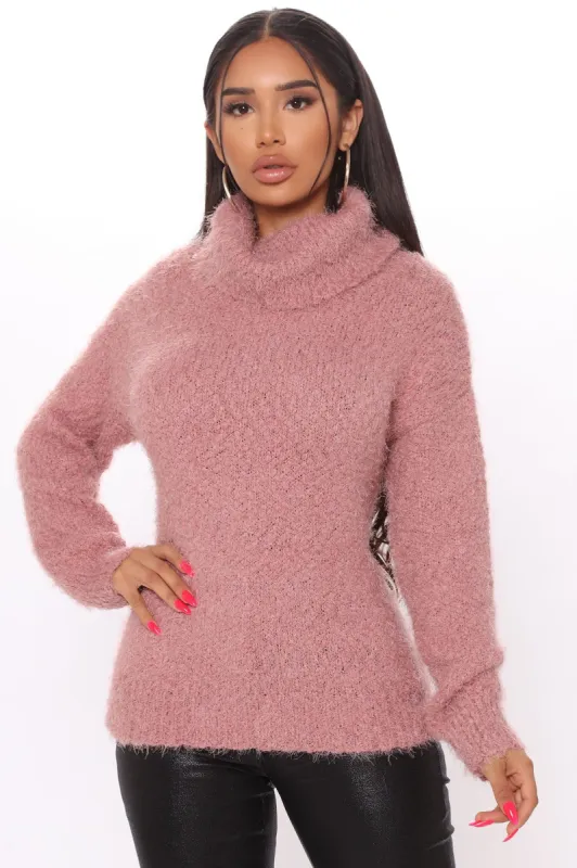 Bonfire Dates Turtleneck Sweater - Mauve sold by Fashion Nova